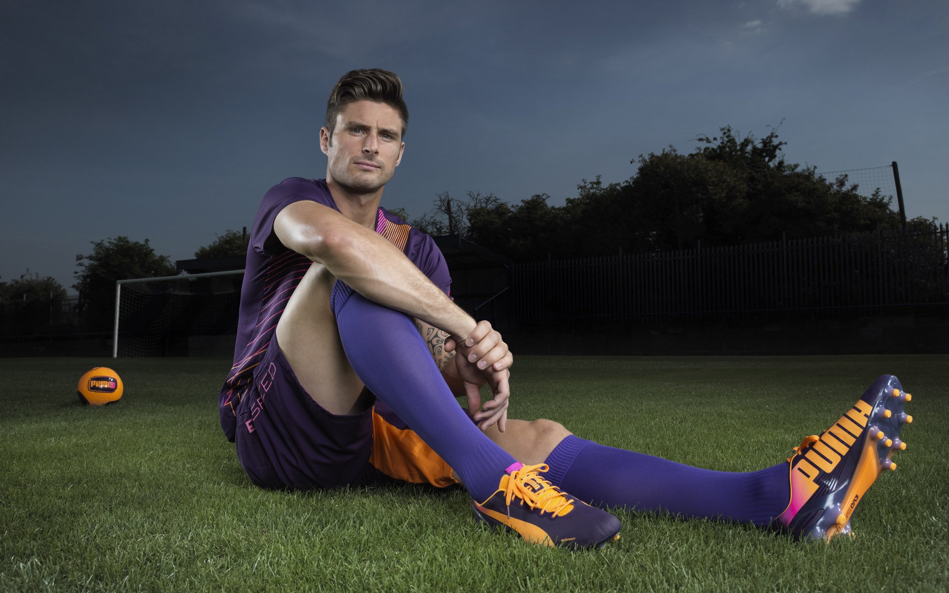 开云世界杯2026-当绿茵场变F1赛道，看坎特如何从勒沃库森鏖战中换挡，接管年度冠军争夺战