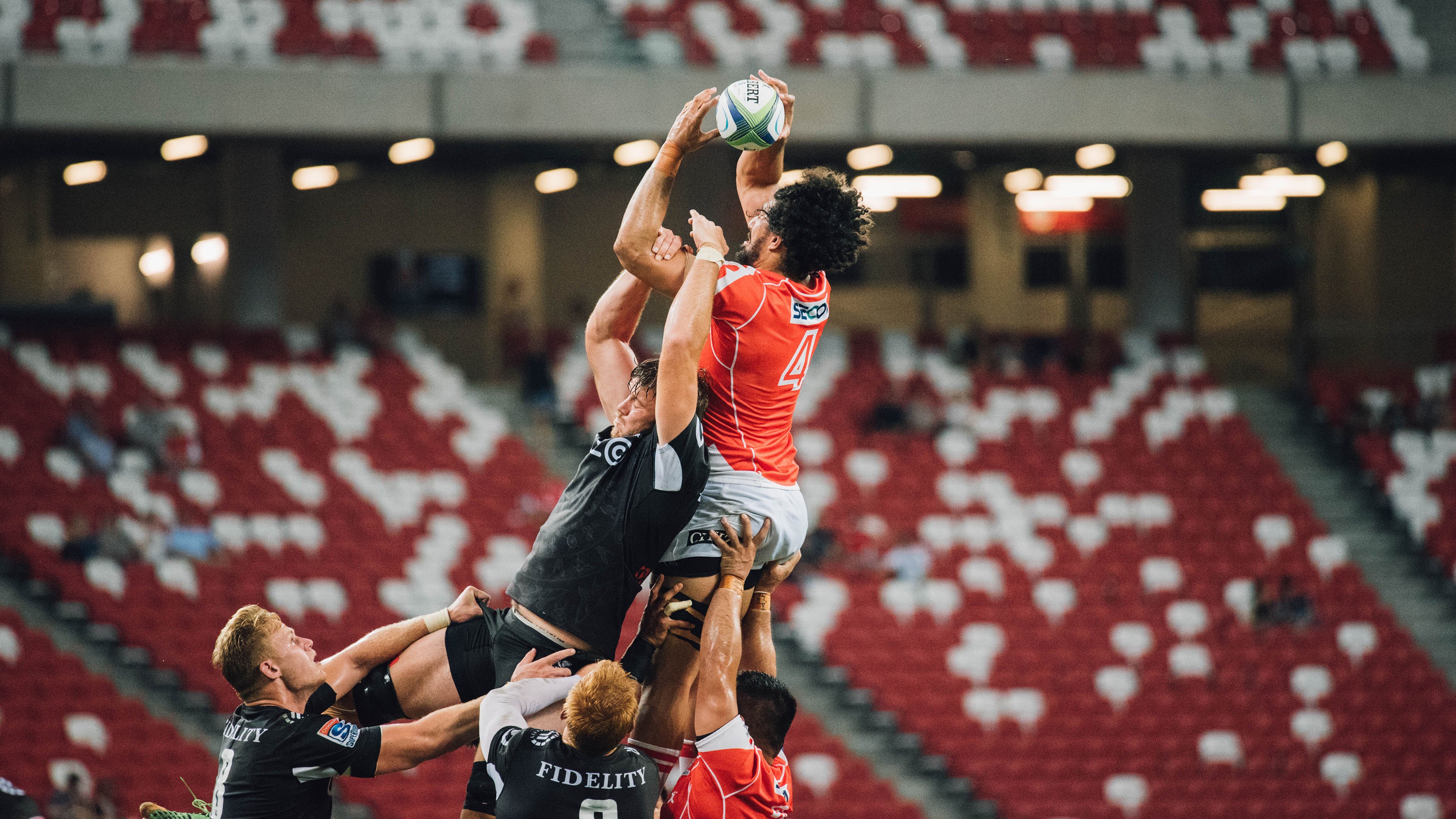 开云体育直播-逆袭之夜！76人绝地反击掀翻猛龙，拉文破纪录闪耀联盟