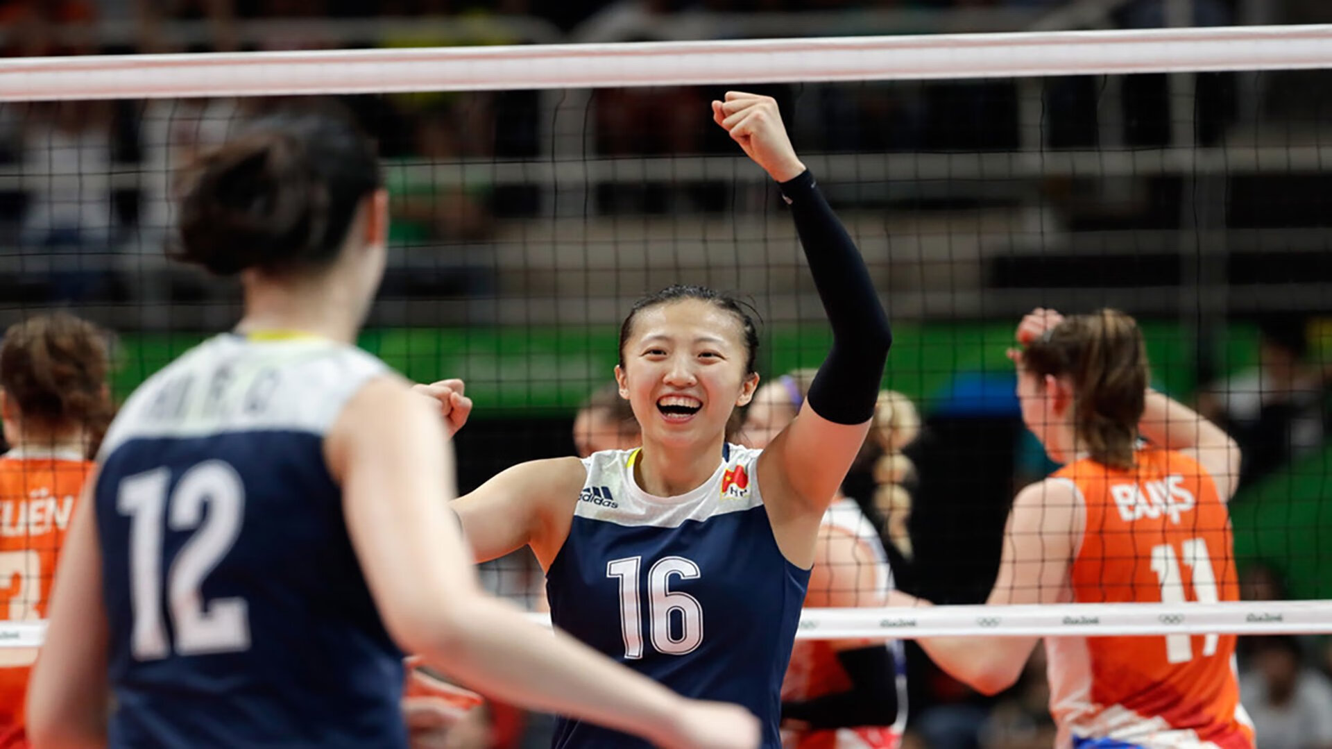 开云世界杯2026-惊天大冷！乌兹别克斯坦四分之一决赛碾压厄瓜多尔，归化巨星卢卡库化身中亚战车引擎